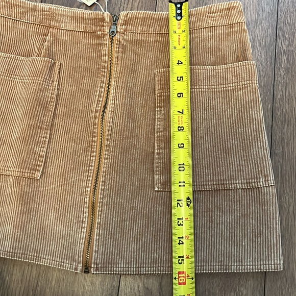 She + Sky corduroy mini skirt camel - Picture 3 of 7